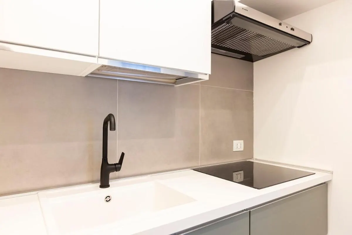 شقة 15Th-Century Apt, City-Mxp Train ميلان إيطاليا