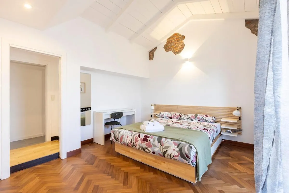 15Th-Century Apt, City-Mxp Train ميلان إيطاليا